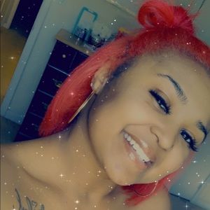 Meet your Posher, Desteny